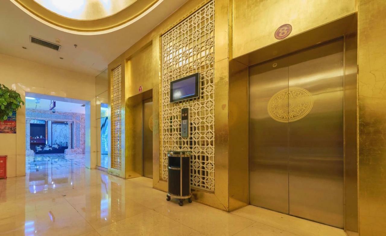 King Royal Hotel Yunfu Exterior foto